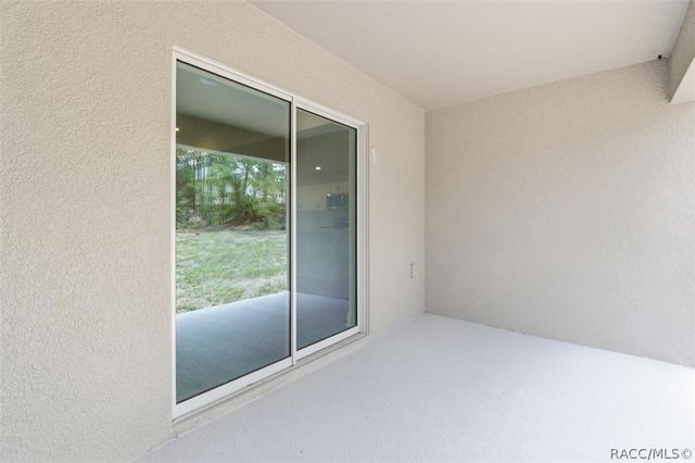 1390 W Kenmore Drive, Dunnellon, FL 34434
