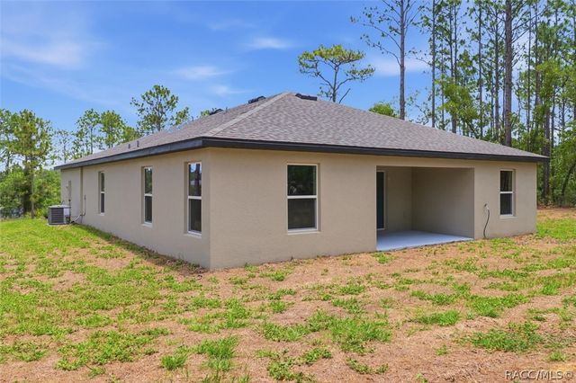 1390 W Kenmore Drive, Dunnellon, FL 34434