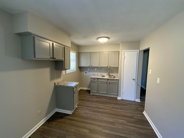 4301 UNIVERSITY ST, Memphis, TN 38127