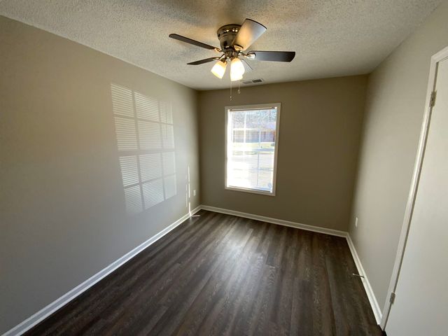 4301 UNIVERSITY ST, Memphis, TN 38127