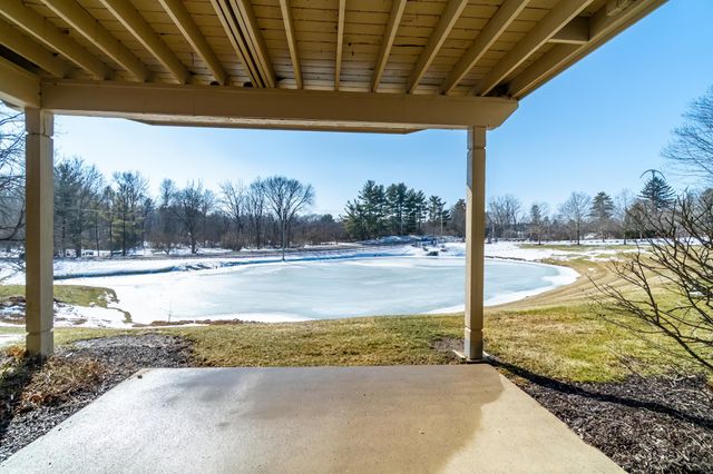 12027 Sycamore Lakes Court, Fort Wayne, IN 46814