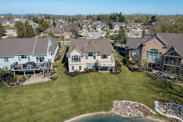 12027 Sycamore Lakes Court, Fort Wayne, IN 46814