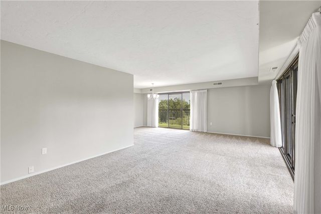 12550 Lake Avenue 706, Lakewood, OH 44107