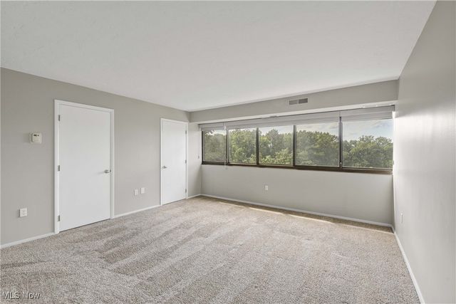 12550 Lake Avenue 706, Lakewood, OH 44107