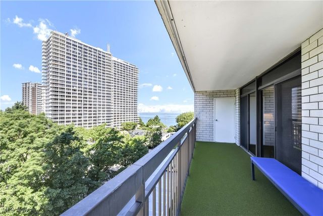 12550 Lake Avenue 706, Lakewood, OH 44107