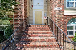2012 Salem Bluff Drive 812, Winston Salem, NC 27127