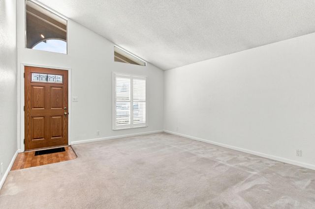 879 Carson Ave, Manteca, CA 95337
