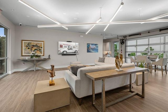 5431 COMMUNICATIONS PARKWAY 29, Lakewood Ranch, FL 34240