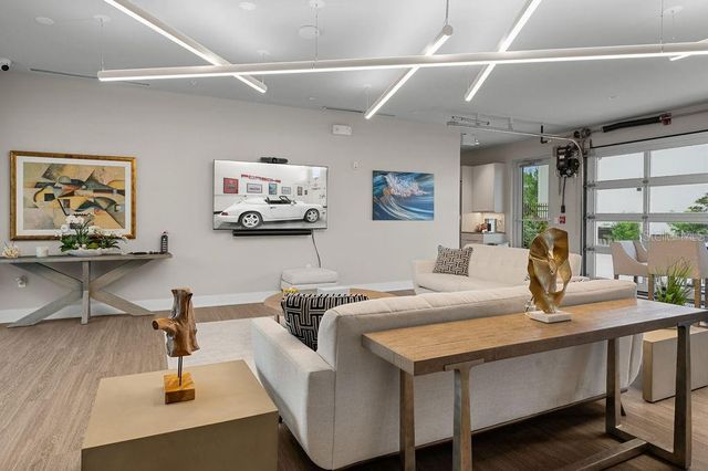 5431 COMMUNICATIONS PARKWAY 29, Lakewood Ranch, FL 34240