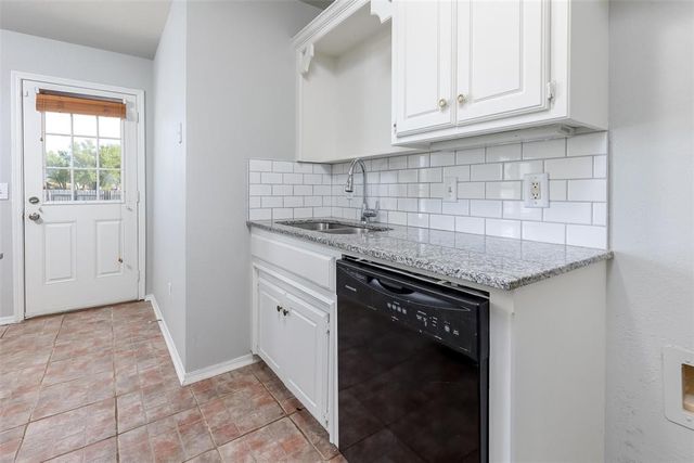 907 W Tesio Way, Mustang, OK 73064