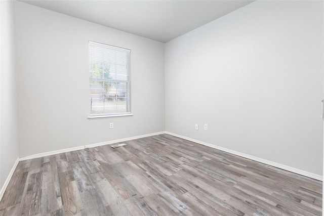 907 W Tesio Way, Mustang, OK 73064