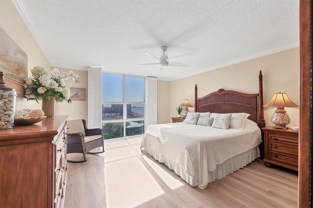 1212 BENJAMIN FRANKLIN DRIVE 1003, Sarasota, FL 34236