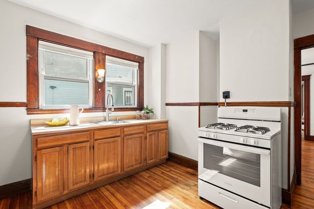 2 St. John St 1, Boston, MA 02130