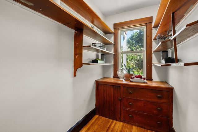 2 St. John St 1, Boston, MA 02130