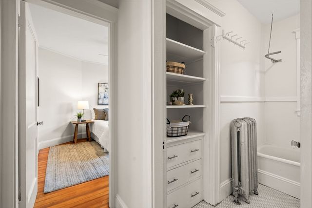 2 St. John St 1, Boston, MA 02130