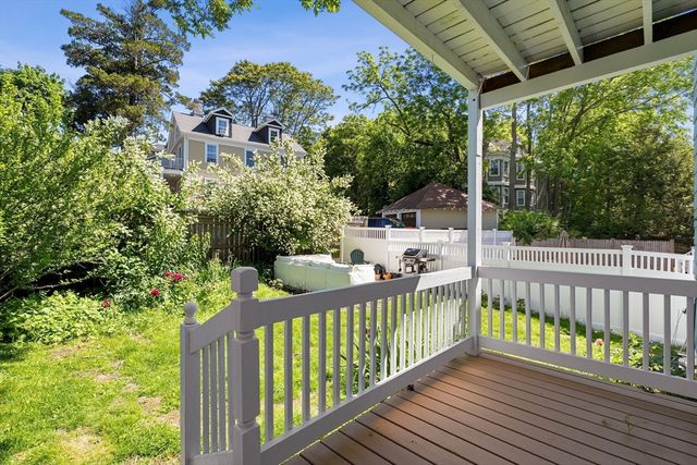 2 St. John St 1, Boston, MA 02130