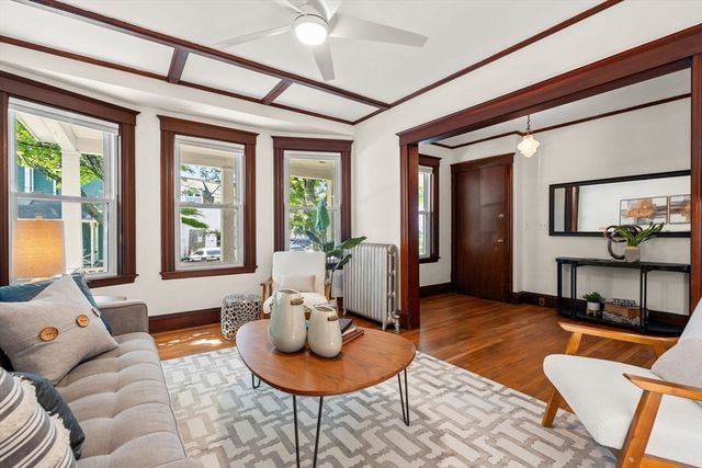 2 St. John St 1, Boston, MA 02130