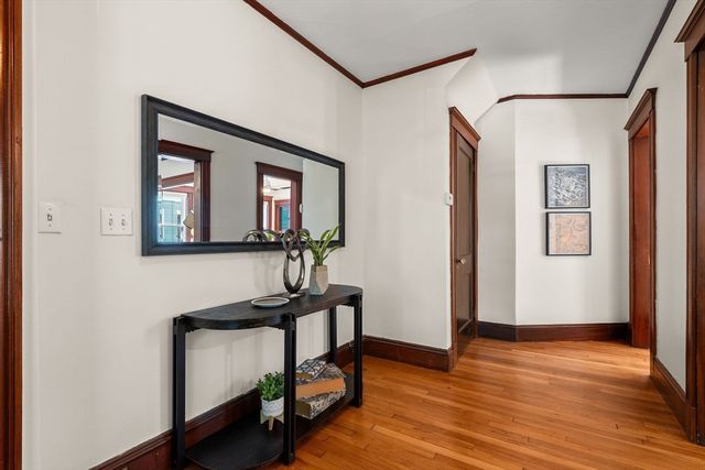 2 St. John St 1, Boston, MA 02130