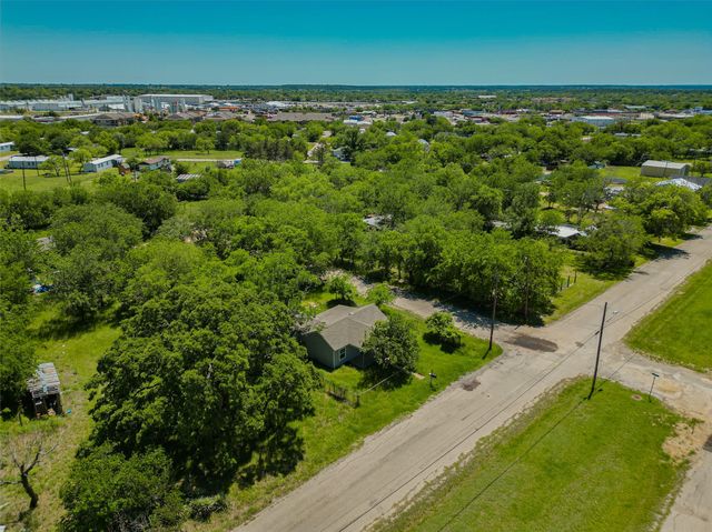 800 Pasadena Boulevard, Mineral Wells, TX 76067