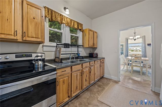 306 N 4th Ave, Hopewell, VA 23860