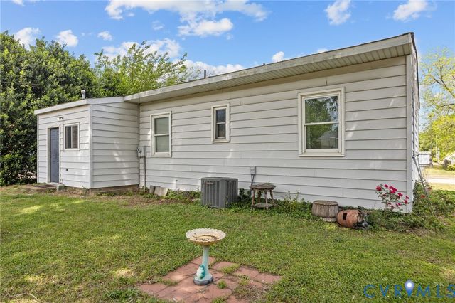306 N 4th Ave, Hopewell, VA 23860