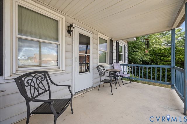 306 N 4th Ave, Hopewell, VA 23860
