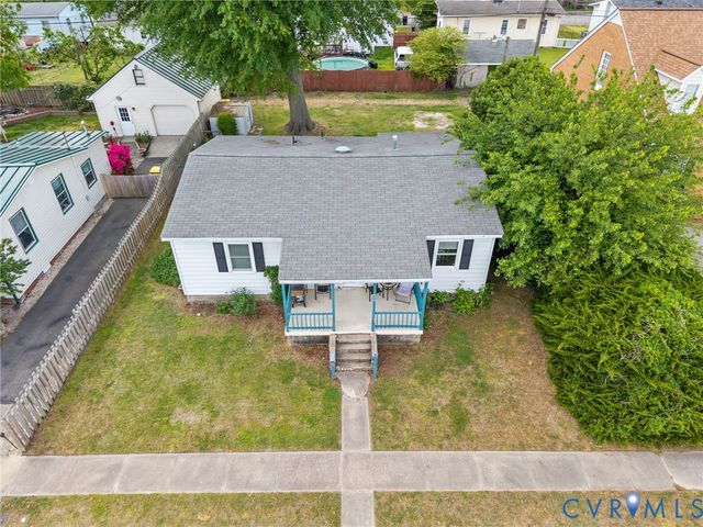 306 N 4th Ave, Hopewell, VA 23860