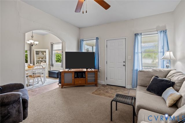 306 N 4th Ave, Hopewell, VA 23860