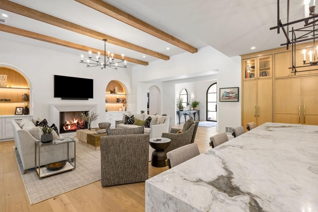 Image 17 of property listing at 200 Deerhaven Lane, Milton, GA 30004