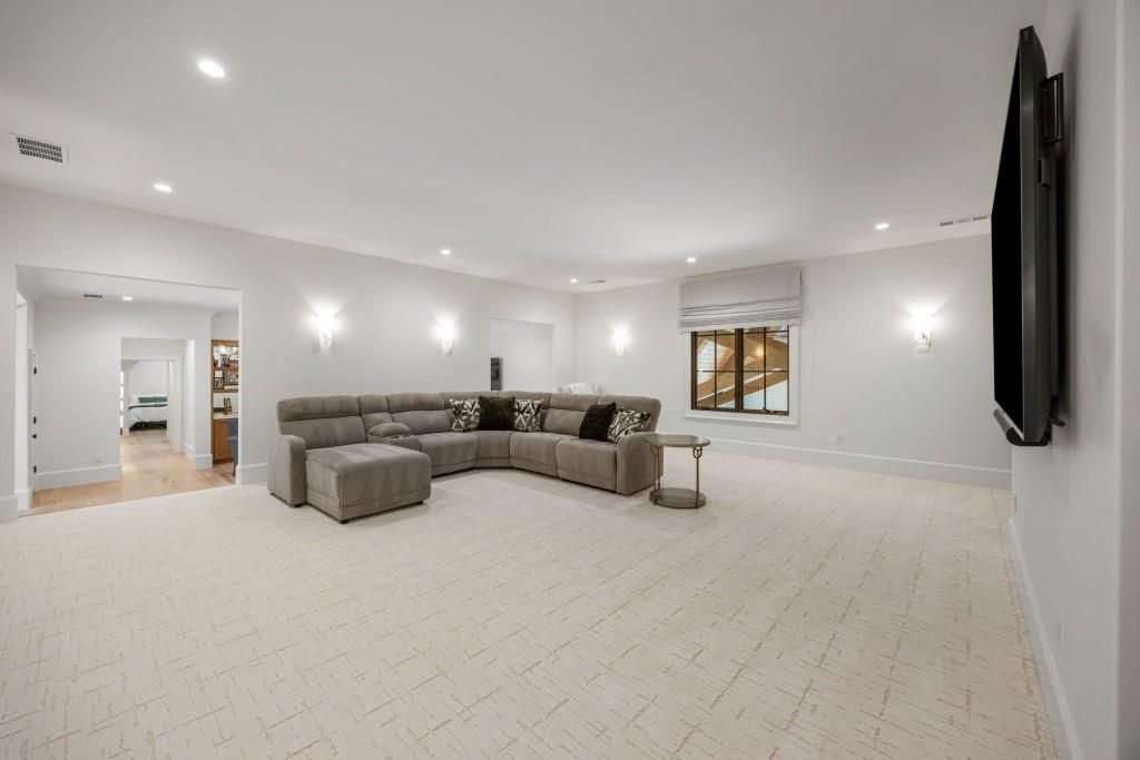 Image 62 of property listing at 200 Deerhaven Lane, Milton, GA 30004