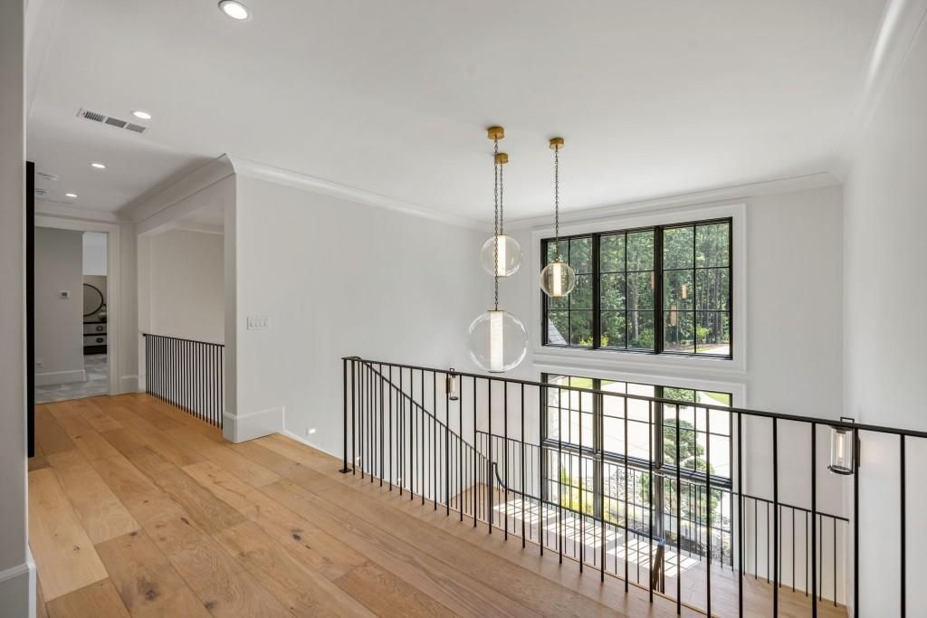 Image 63 of property listing at 200 Deerhaven Lane, Milton, GA 30004