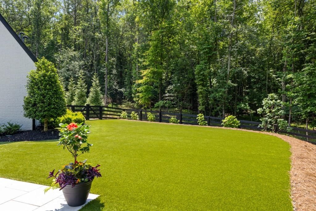 Image 81 of property listing at 200 Deerhaven Lane, Milton, GA 30004