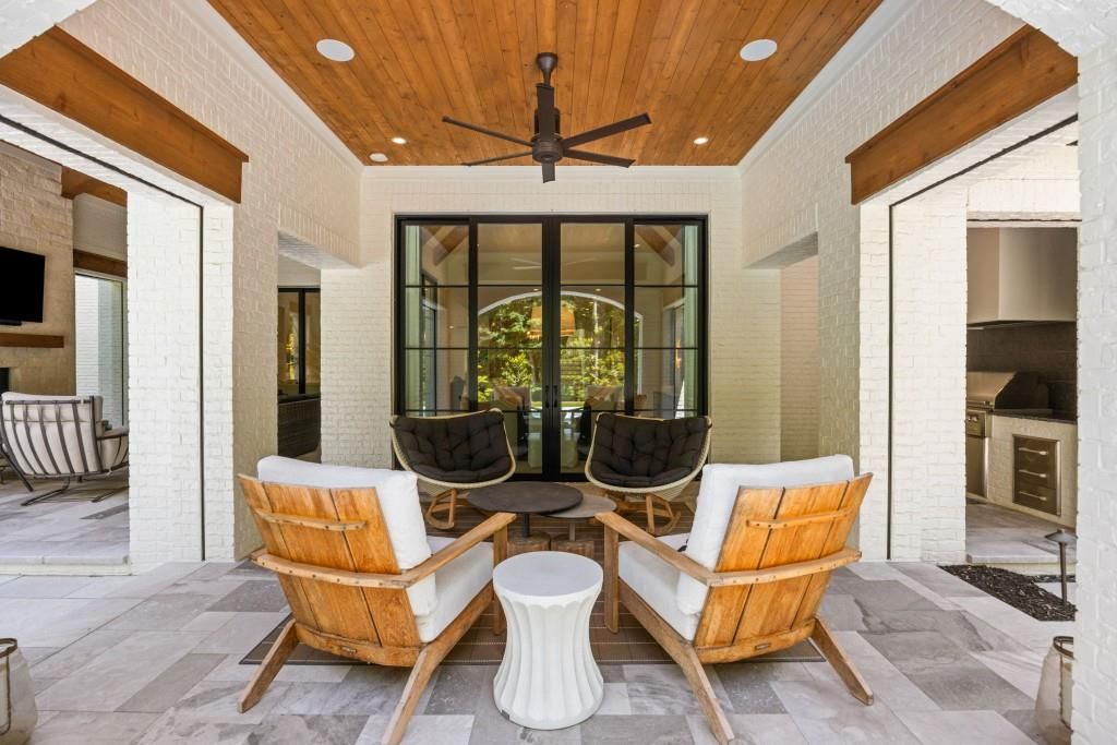 Image 86 of property listing at 200 Deerhaven Lane, Milton, GA 30004