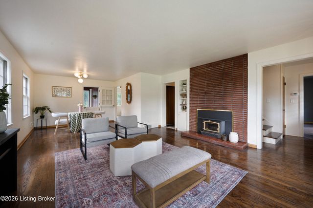 4609 Tween Rd, Louisville, KY 40207