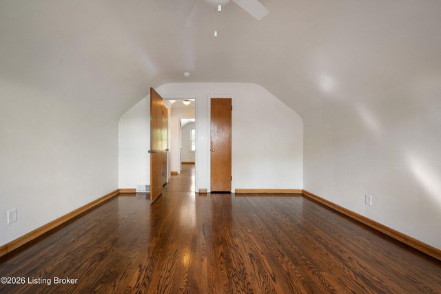 4609 Tween Rd, Louisville, KY 40207