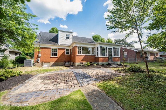 4609 Tween Rd, Louisville, KY 40207