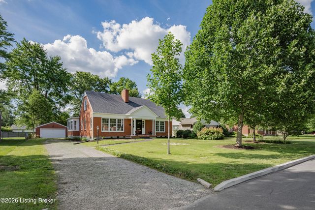 4609 Tween Rd, Louisville, KY 40207