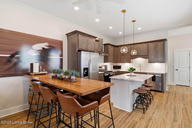 1115 Schiller Ave, Louisville, KY 40204