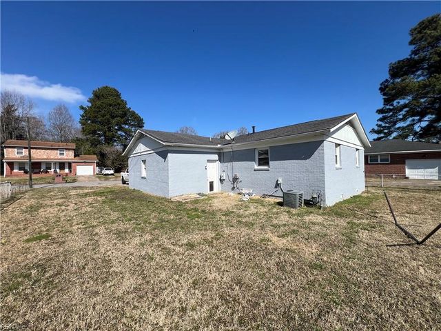 1103 Custis RD, Suffolk, VA 23434