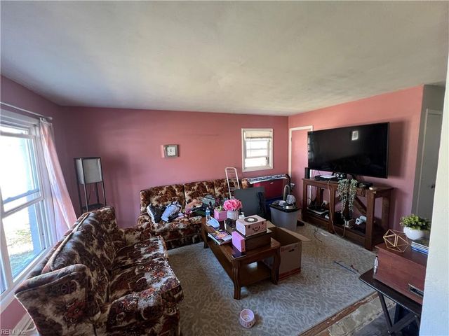 1103 Custis RD, Suffolk, VA 23434