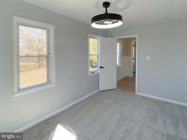 124 WARWICK RD, Lawnside, NJ 08045