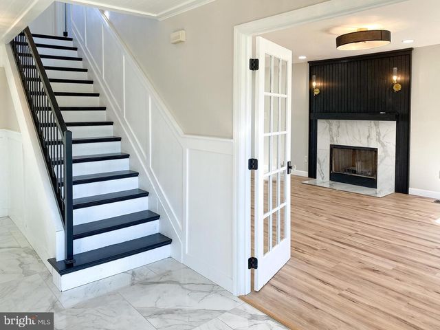 124 WARWICK RD, Lawnside, NJ 08045