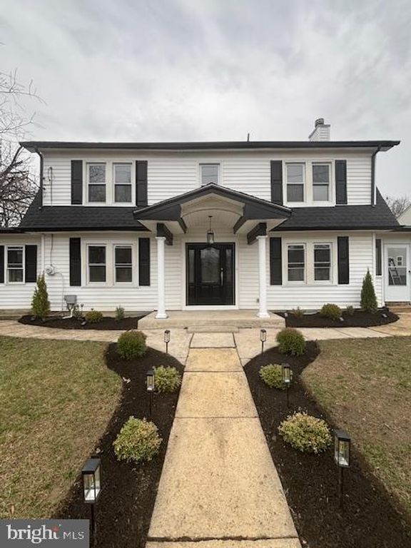 124 WARWICK RD, Lawnside, NJ 08045