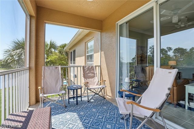 3820 Sawgrass WAY 3037, Naples, FL 34112