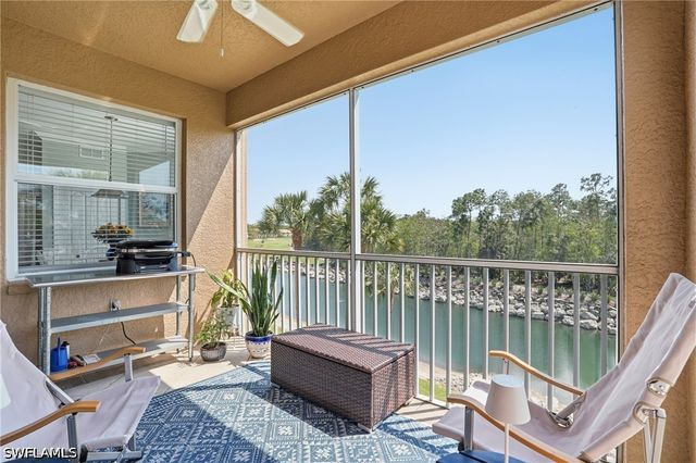3820 Sawgrass WAY 3037, Naples, FL 34112