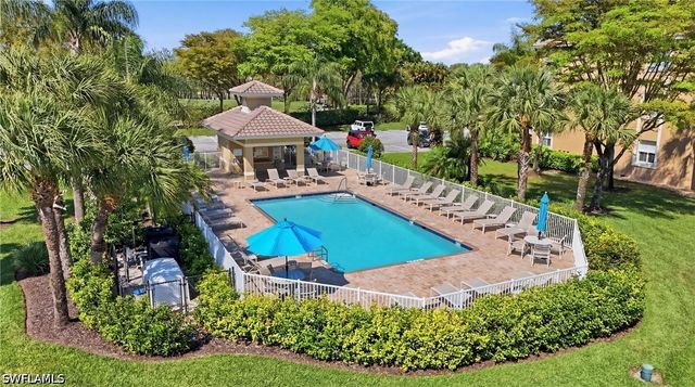 3820 Sawgrass WAY 3037, Naples, FL 34112