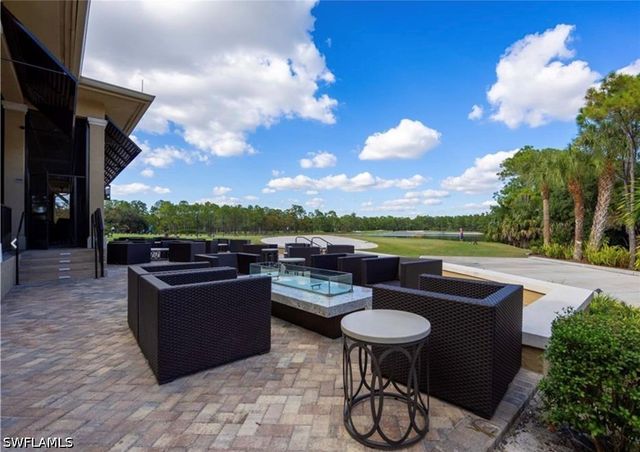 3820 Sawgrass WAY 3037, Naples, FL 34112