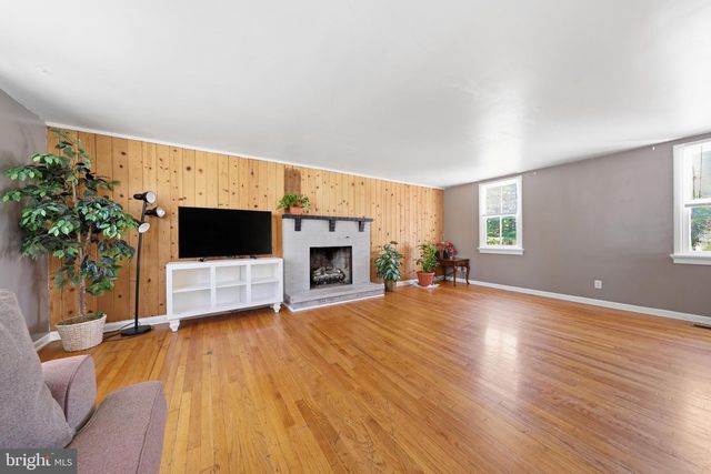 11 CARROLL ST, Thurmont, MD 21788