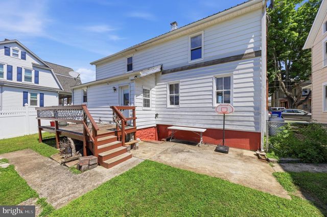 11 CARROLL ST, Thurmont, MD 21788
