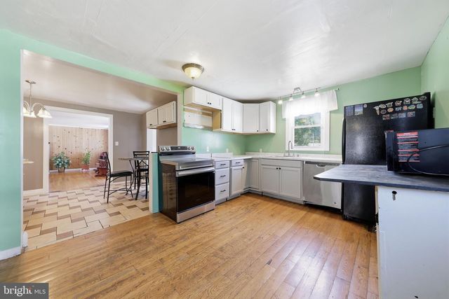 11 CARROLL ST, Thurmont, MD 21788